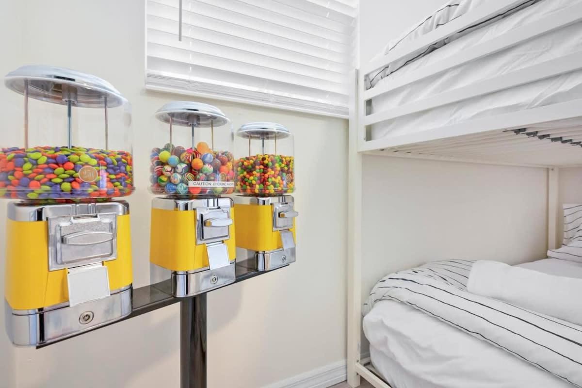 The St Augusdream Renovated Beach House Sleeps 8 Walk To Beach St. Augustine Exterior photo